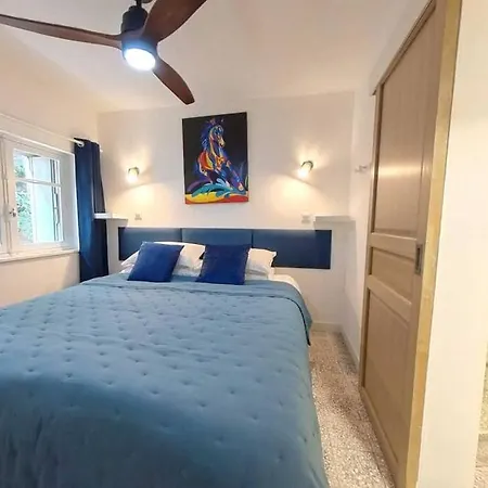 Ferienhaus Maison Mazuc- Townhouse With Terrace Pézenas