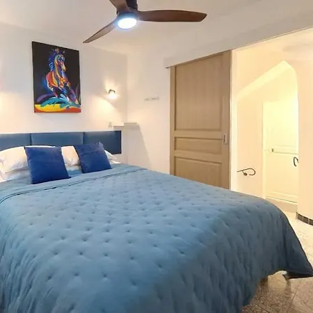 Maison Mazuc- Townhouse With Terrace * Pézenas