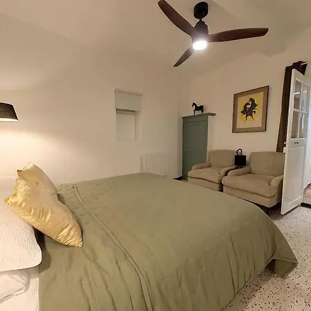 Maison Mazuc- Townhouse With Terrace Holiday home *