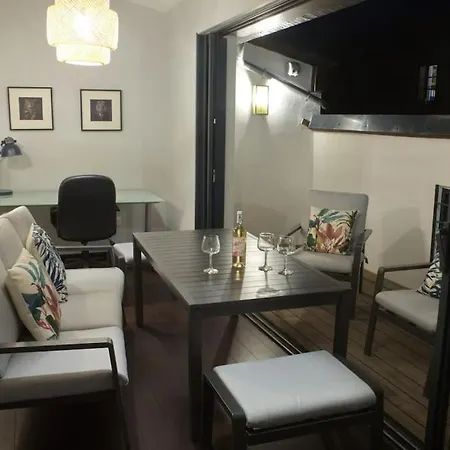 Ferienhaus Maison Mazuc- Townhouse With Terrace